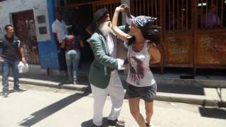 ASI SE BAILA EN LAS CALLE DE CUBA LA SALSA CON EL CUBANO [upl. by Jenesia]