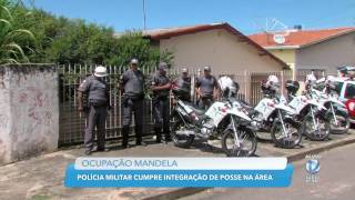 Polícia Militar cumpre reintegração de posse na ocupação Mandela [upl. by Aeslahc]